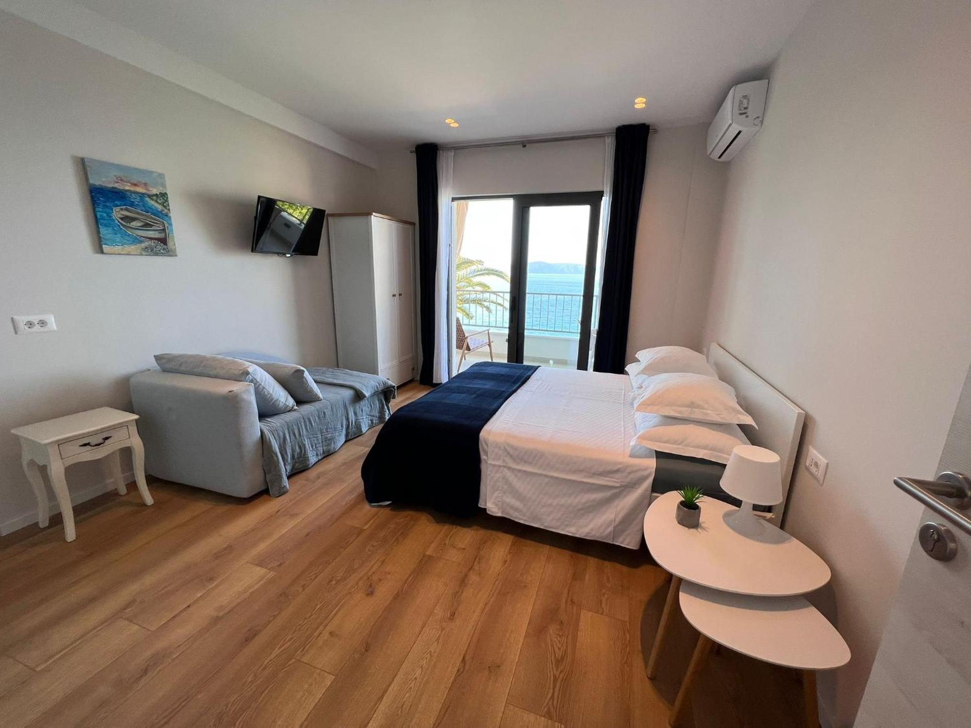 Beachfront Comfort Apartments Sinajko 伯德古拉 外观 照片
