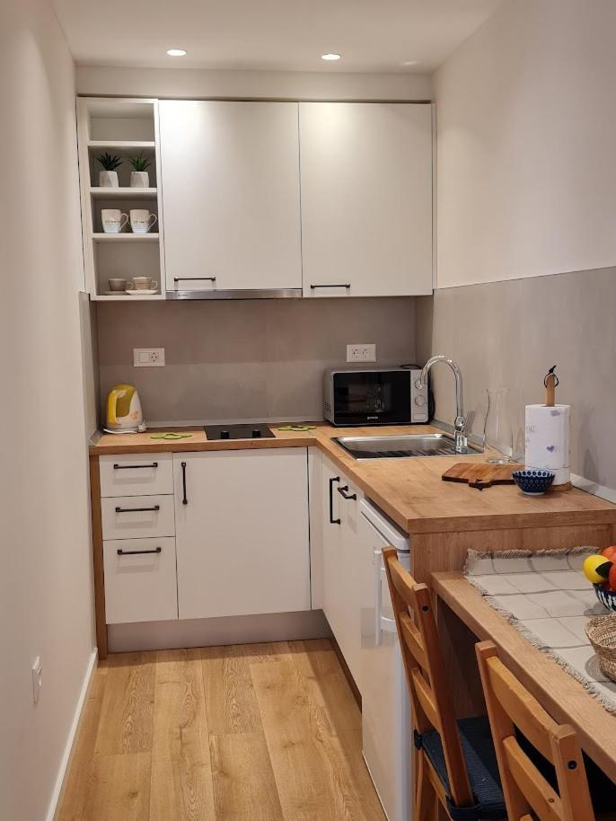 Beachfront Comfort Apartments Sinajko 伯德古拉 外观 照片