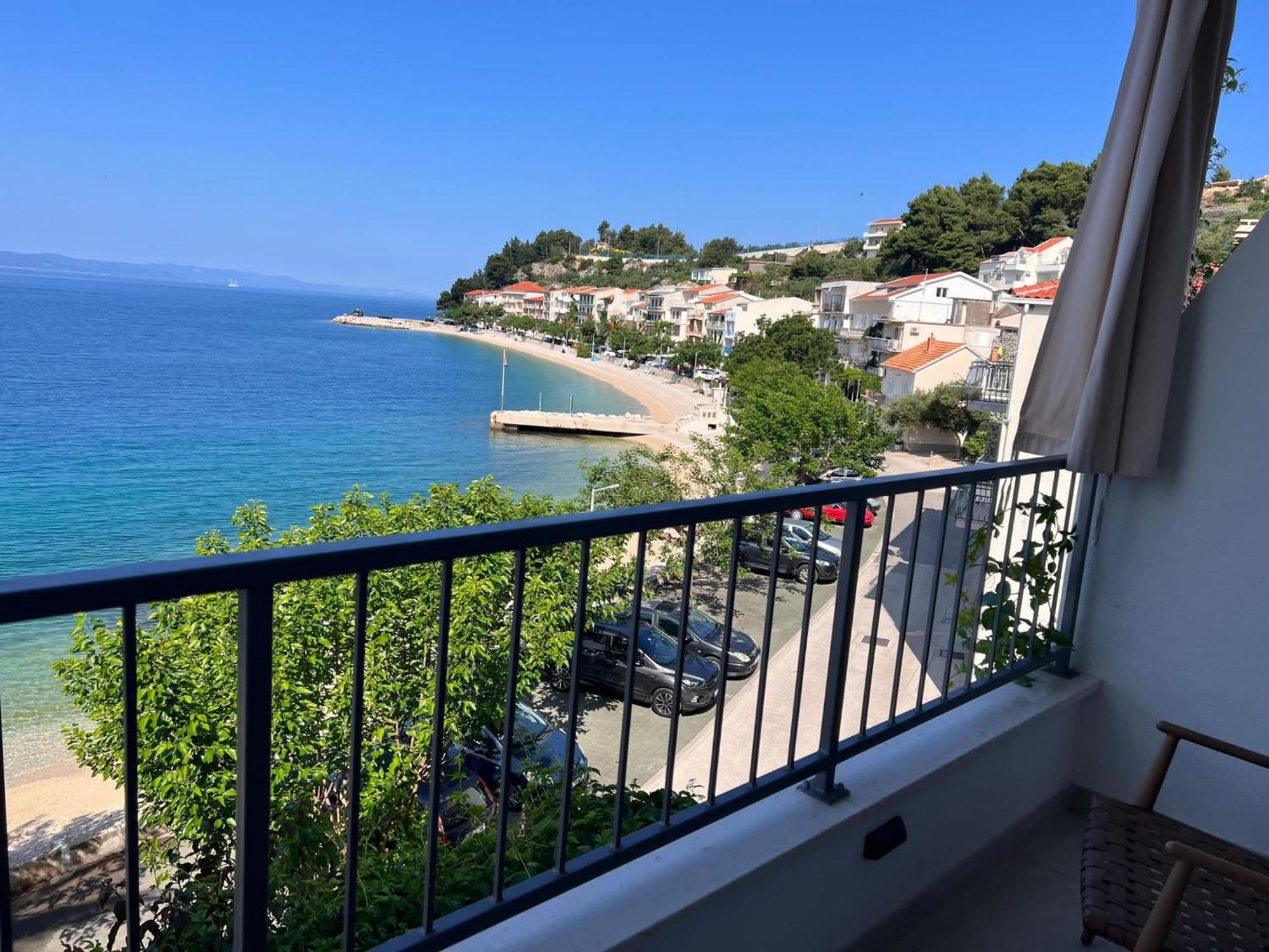 Beachfront Comfort Apartments Sinajko 伯德古拉 外观 照片